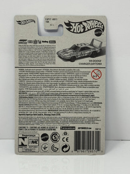 Hot Wheels Retro Series 1969 Dodge Charger Daytona 1:64 Diecast White