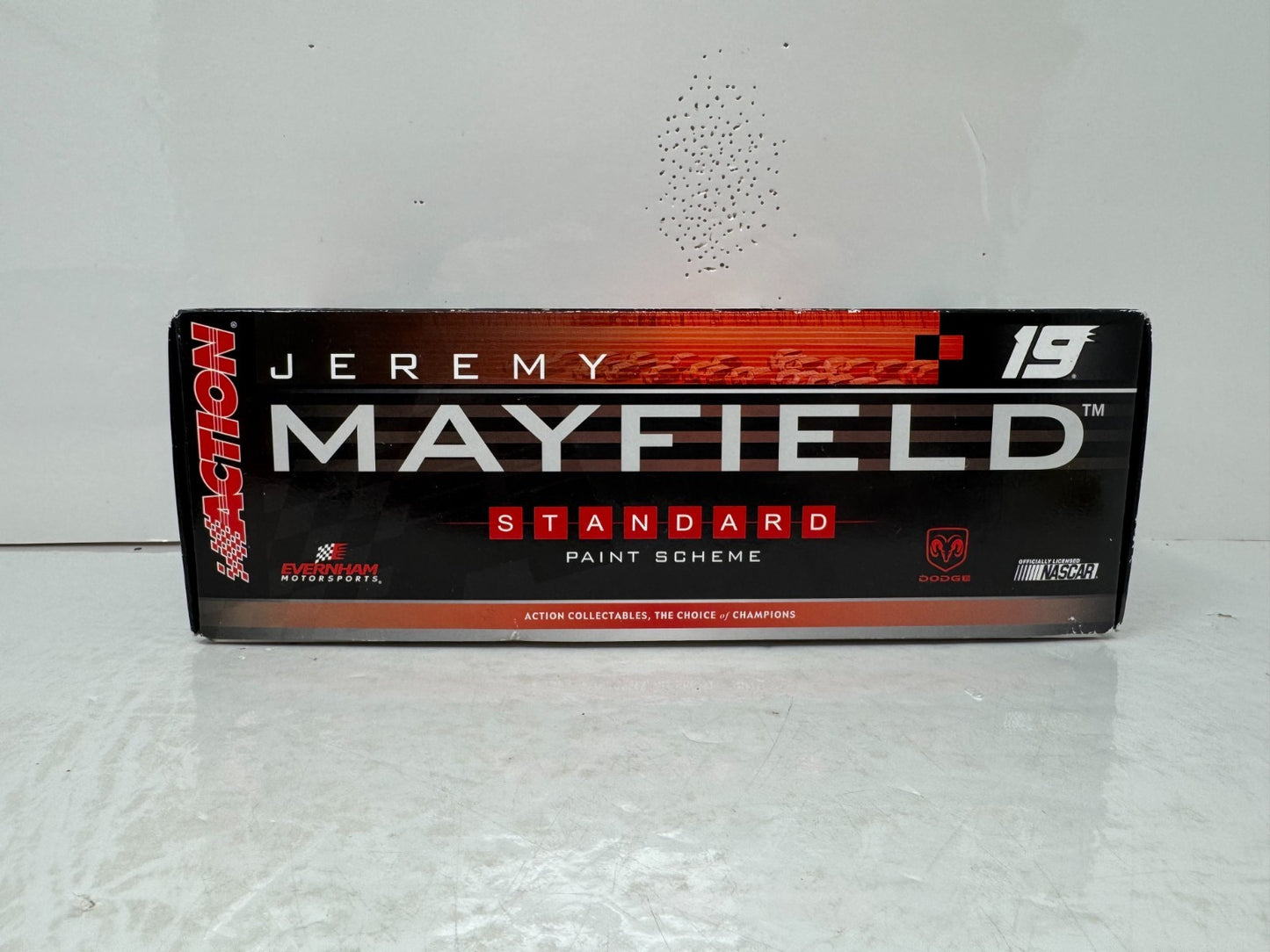 Action Nascar #19 Jeremy Mayfield Dodge Dealers 2006 Dodge Charger 1:24 Diecast