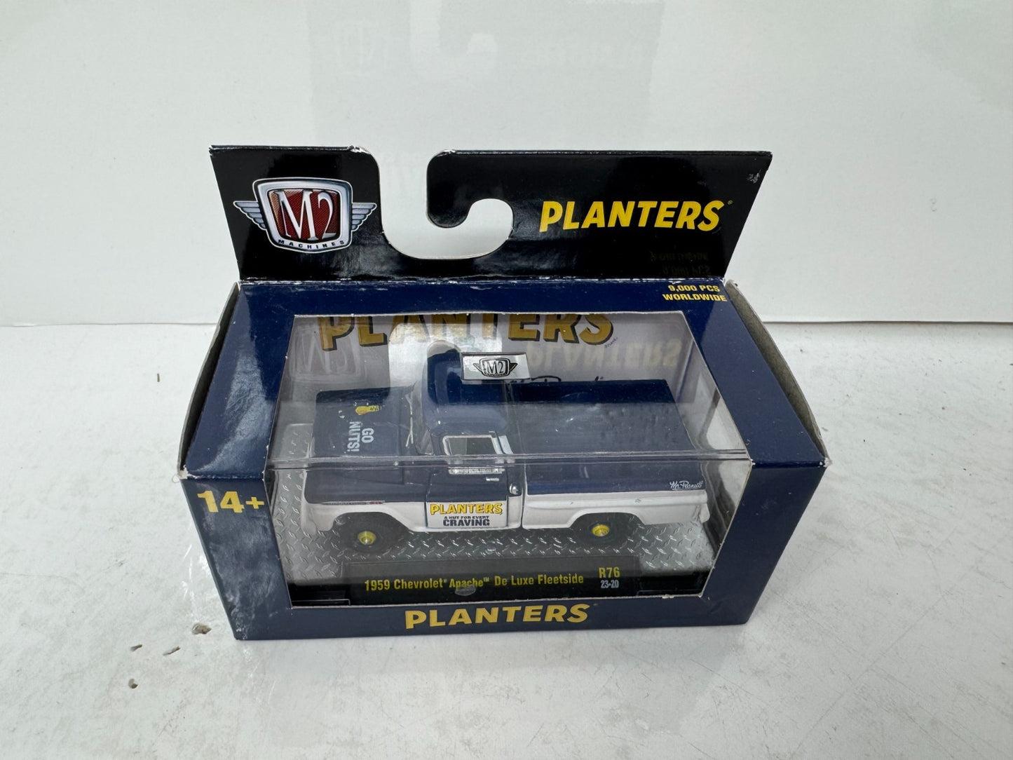 M2 Machines Planters 1959 Chevrolet Apache De Luxe Fleetside 1:64 Diecast