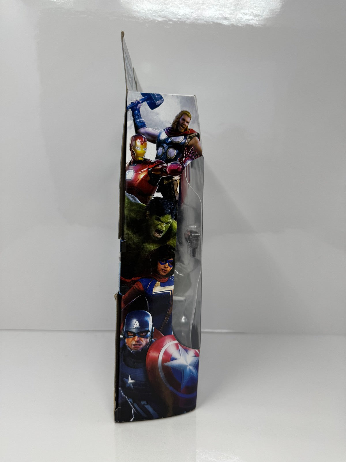 Marvel Legends Captain America Stealth Suit Action Figure w/ Joe Fixit BAF Piece