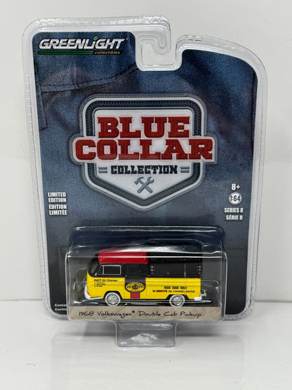 Greenlight Blue Collar 1968 Volkswagen Double Cab Pickup Pennzoil 1:64 Diecast