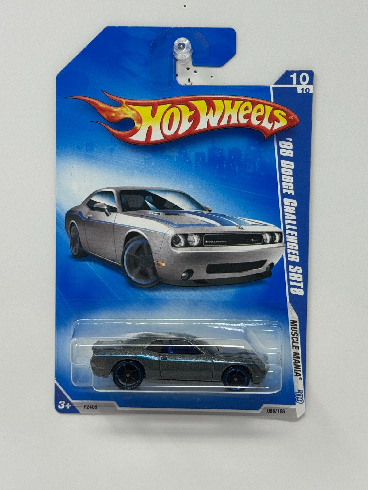 Hot Wheels Muscle Mania 2008 Dodge Challenger SRT8 1:64 Diecast Gray