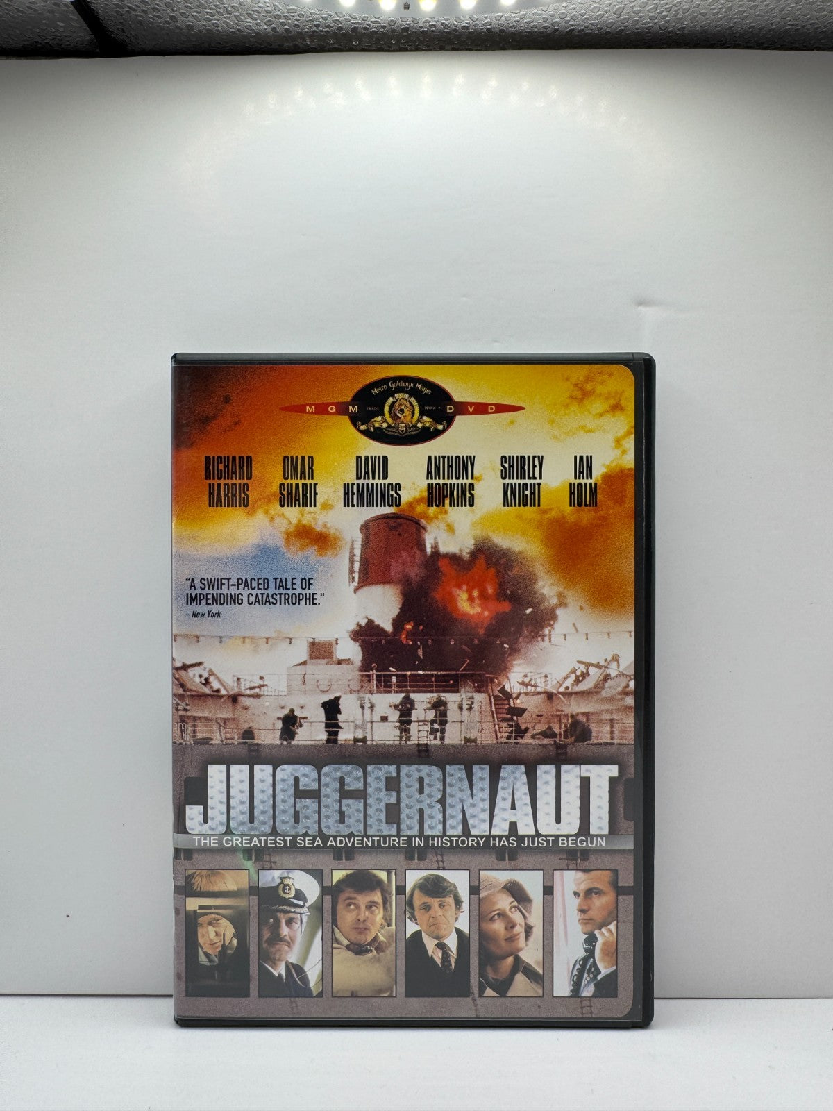 Juggernaut (DVD) Richard Harris Thriller