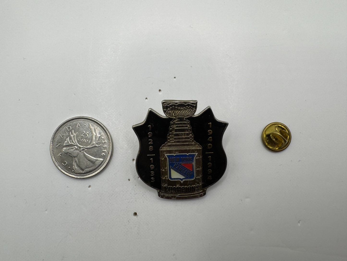 New York Rangers 1928 1933 1940 1994 Stanley Cup NHL Lapel Pin