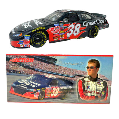 Action NASCAR Kasey Kahne #38 Great Clips 2004 Dodge Intrepid 1:24 Diecast