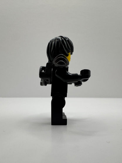 LEGO Ninjago Cole with Shoulder Armor & Knee Pads Minifigure