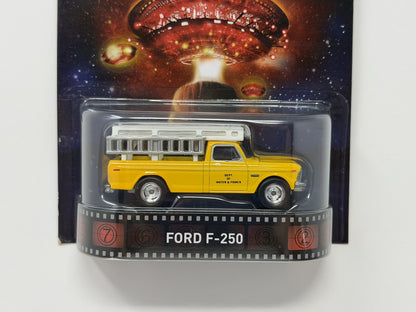Hot Wheels Retro Entertainment Close Encounters Ford F-250 1:64 Diecast Yellow