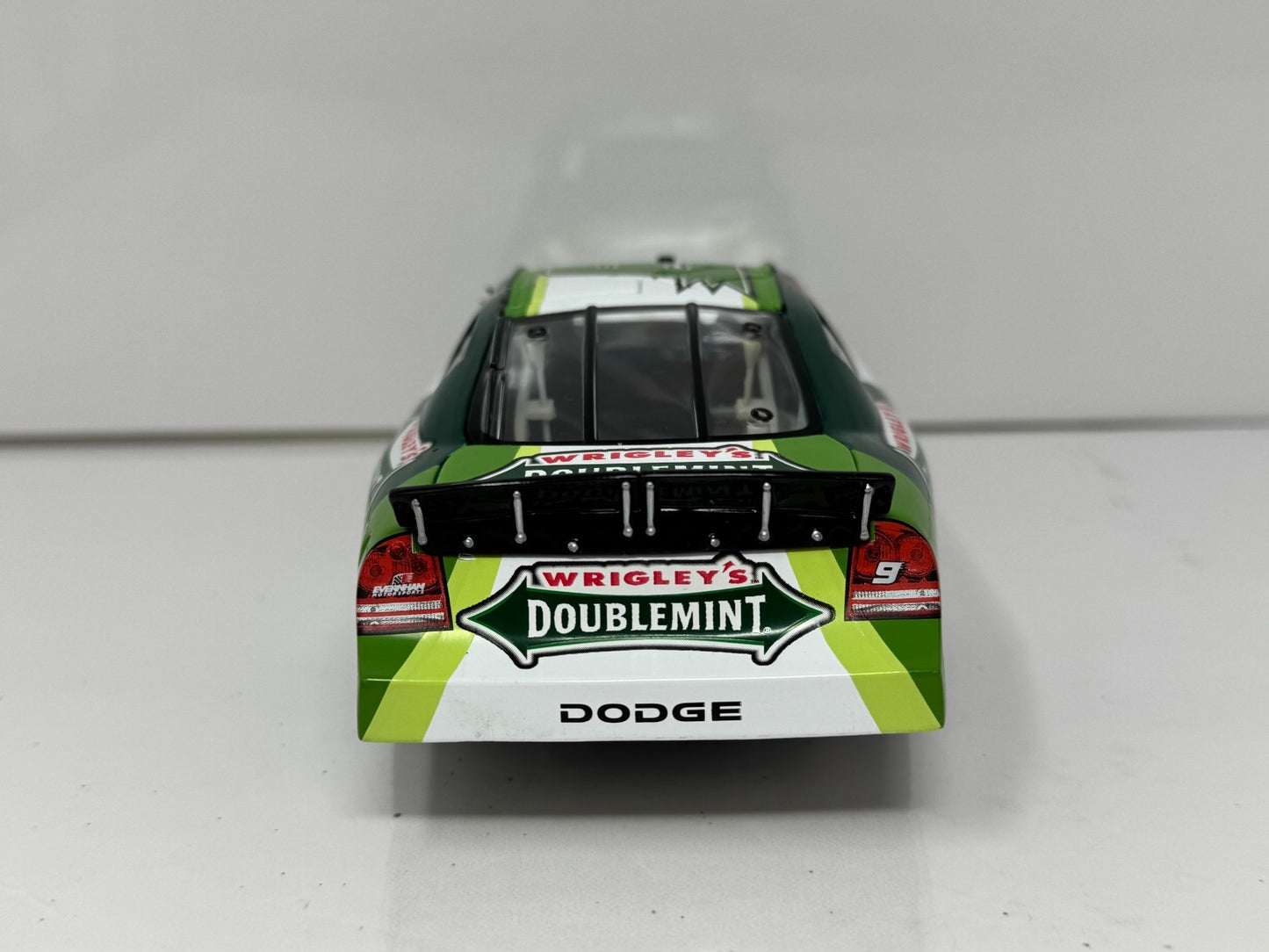 Motorsports Authentics NASCAR Kasey Kahne #9 Doublemint '07 Charger 1:24 Diecast