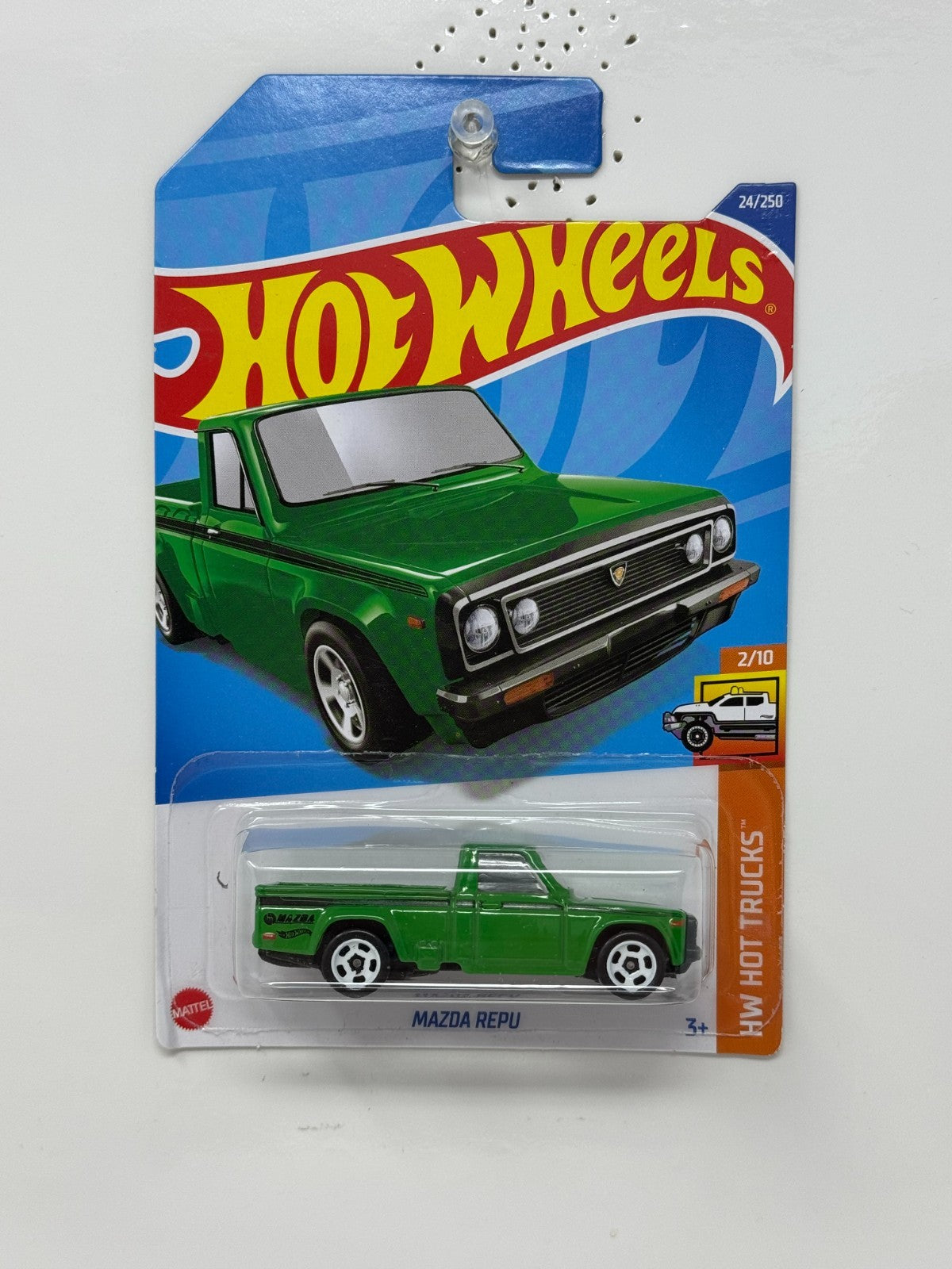 Hot Wheels Hot Trucks Mazda Repu 1:64 Diecast Green