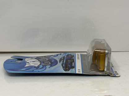 Hot Wheels Cool Classics 1953 Chevrolet Custom Spectrafrost 1:64 Diecast Gold