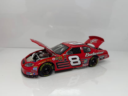 Action NASCAR Dale Earnhardt Jr #8 Budweiser 2004 Monte Carlo 1:24 Diecast