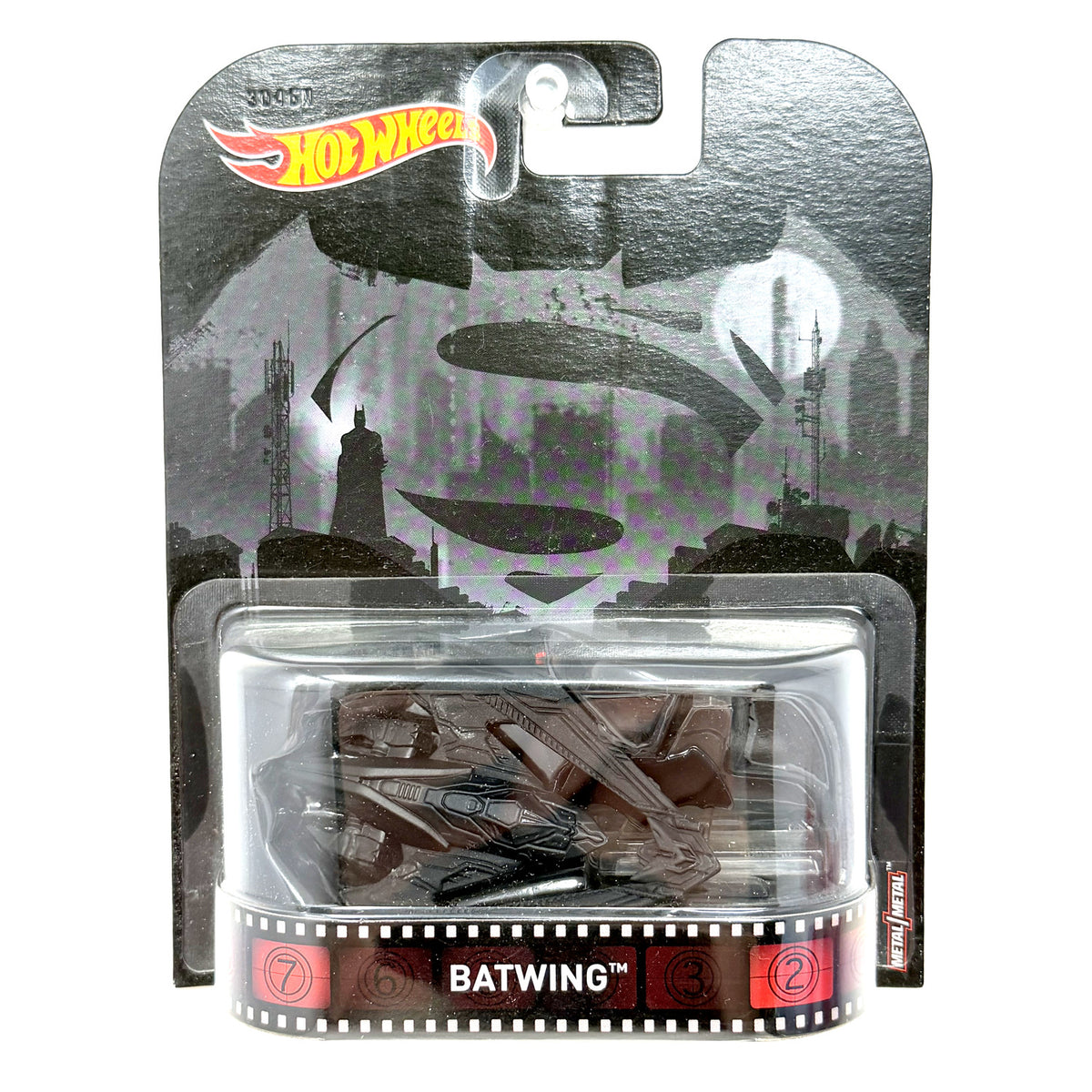Hot Wheels Retro Entertainment Batman v Superman Batwing 1:64 Diecast