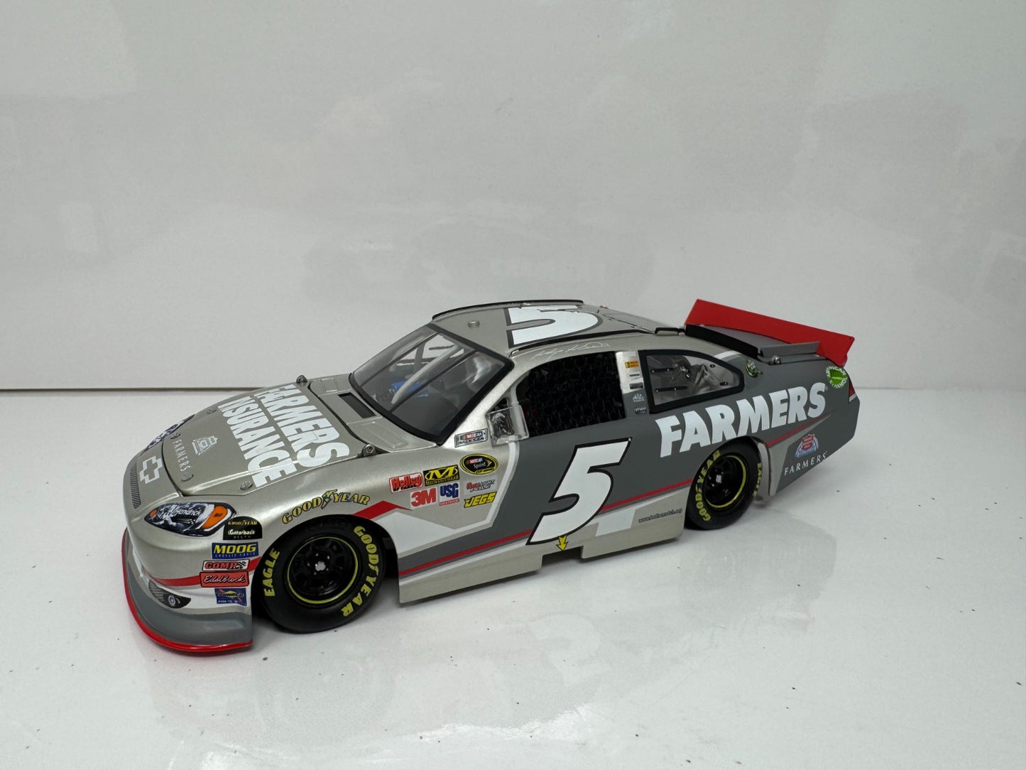 Lionel NASCAR Kasey Kahne #5 Farmers Insurance Frost 2012 Impala 1:24 Diecast
