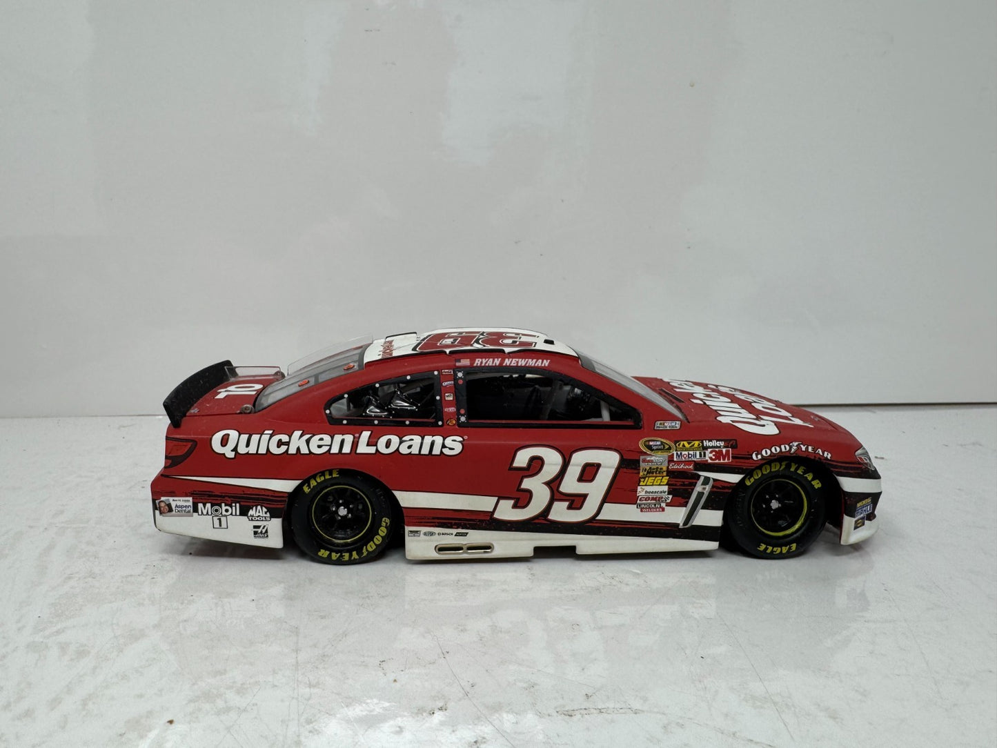 Lionel Nascar #39 Ryan Newman Quicken Loans 2013 Chevy SS 1:24 Diecast 1 of 1100