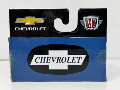 M2 Machines Chevrolet 1957 Chevrolet 150 Handyman Station Wagon 1:64 Diecast