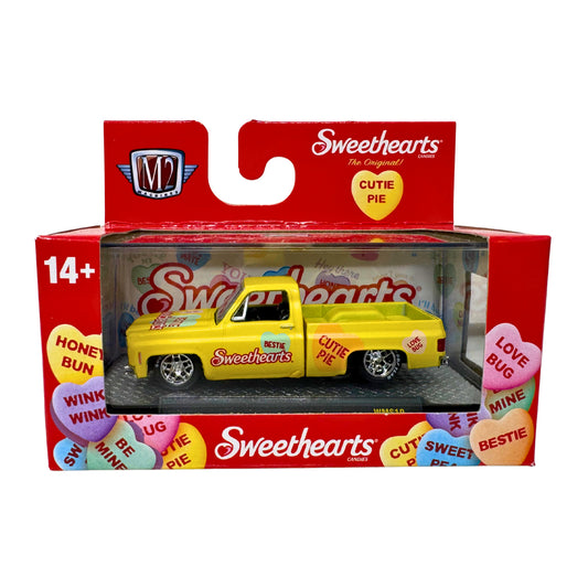 M2 Machines 1973 Chevrolet Cheyenne Super 10 Custom SS Sweethearts 1:64 Diecast