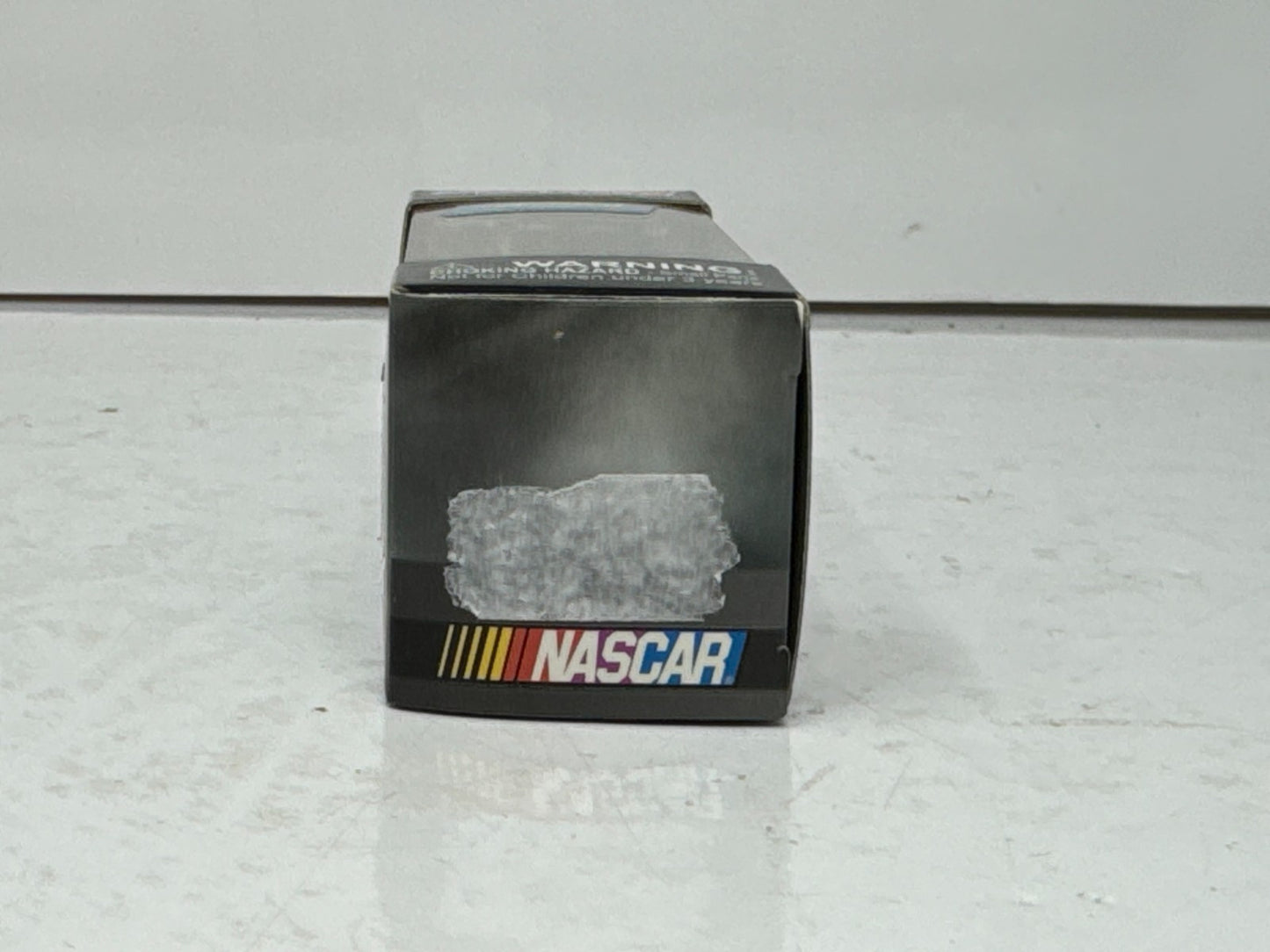 Jeff Gordon #24 3M 2015 Chevy SS 1:64 Diecast Lionel Racing NASCAR Gold Series