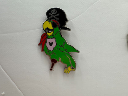 WDW Disney Pirate Parrot Hidden Mickey Trading Pin Other DC1S18