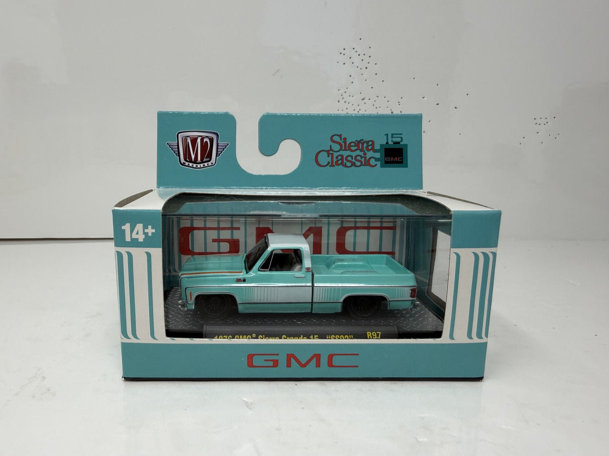 M2 Machines GMC 1976 GMC Sierra Grande 15 1:64 Diecast