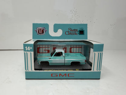 M2 Machines GMC 1976 GMC Sierra Grande 15 1:64 Diecast
