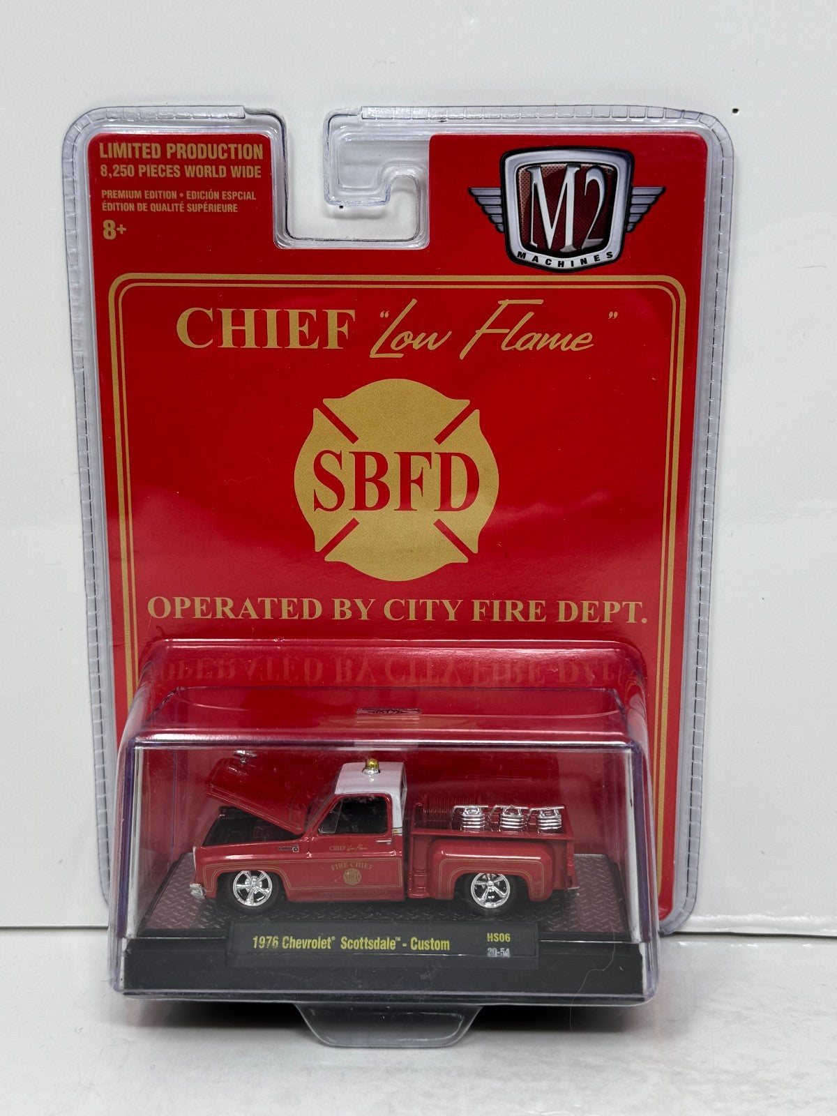 M2 Machines Chief "Low Flame" SBFD 1976 Chevrolet Scottsdale Custom 1:64 Diecast