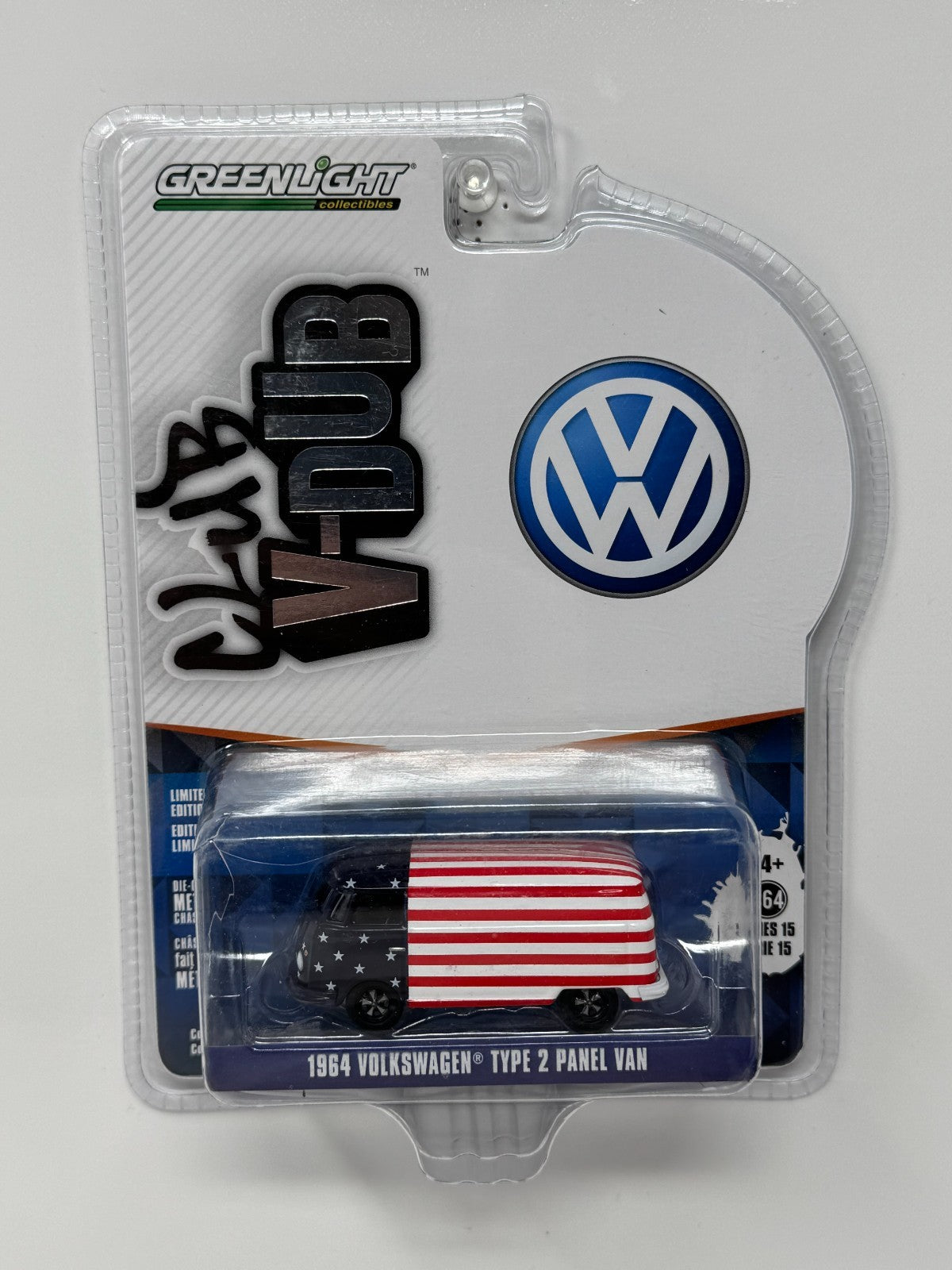 Greenlight Club V-Dub 1964 Volkswagen Type 2 Panel Van USA Flag 1:64 Diecast