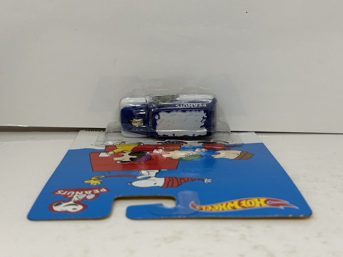 Hot Wheels Peanuts 1956 Ford F-100 Panel 1:64 Diecast Real Riders