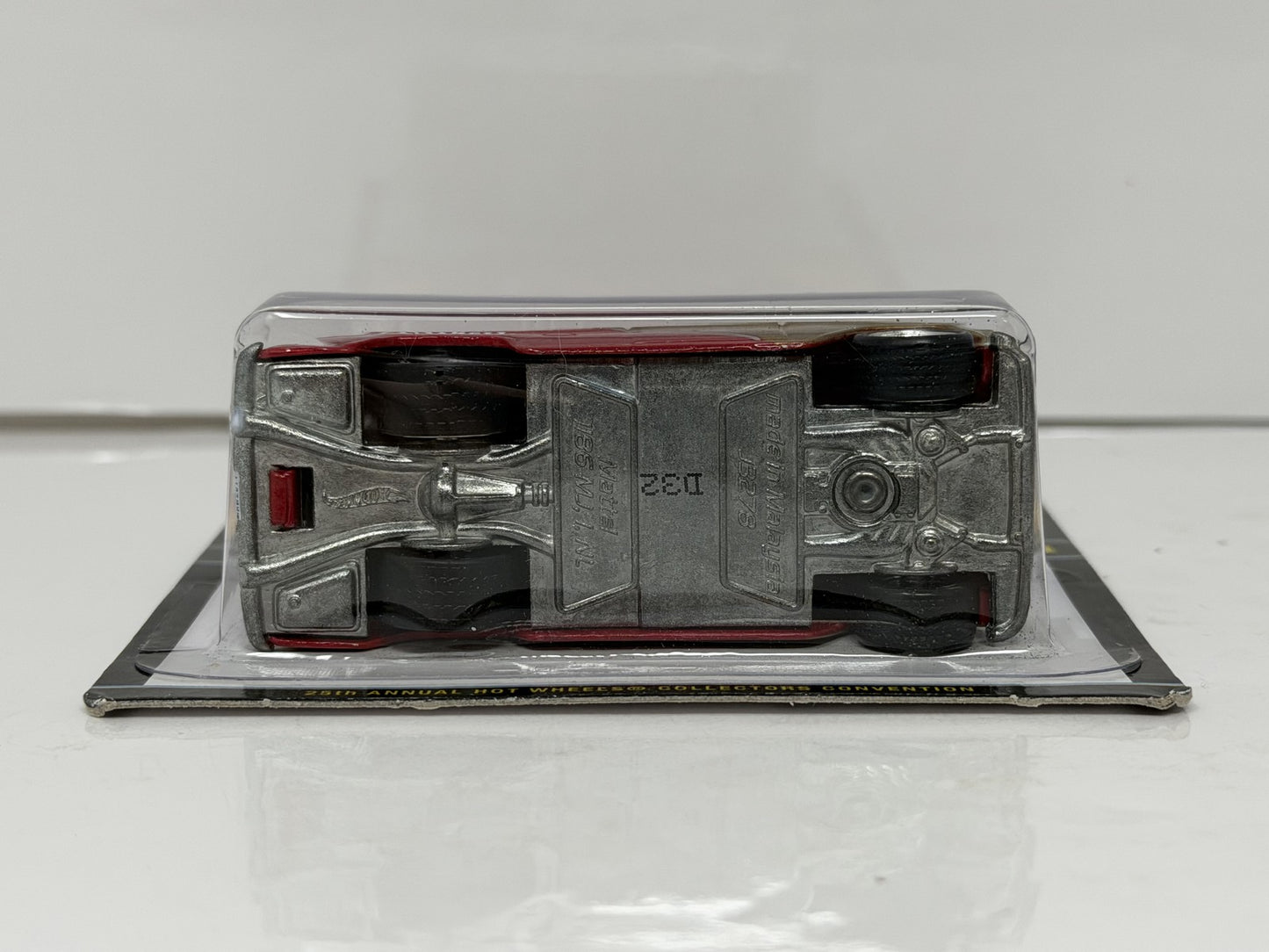 Hot Wheels 2011 25th Collectors Convention 1955 Chevy Panel 1:64 Diecast AUTO'd
