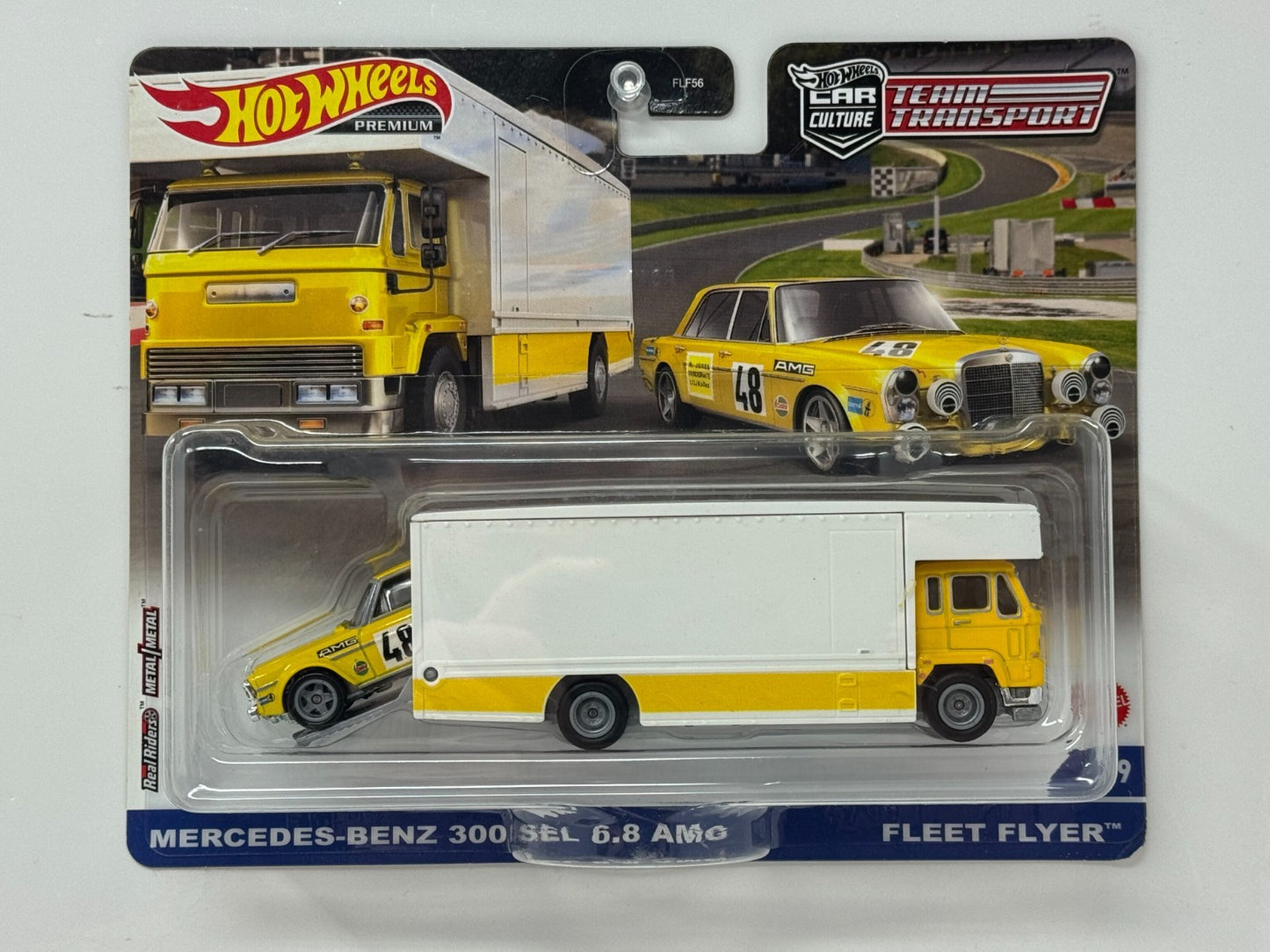 Hot Wheels Premium Team Transport #39 Mercedes-Benz 300 SEL 6.8 AMG 1:64 Diecast