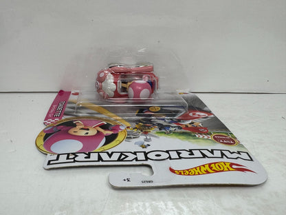 Hot Wheels Mario Kart Toadette Birthday Girl 1:64 Diecast