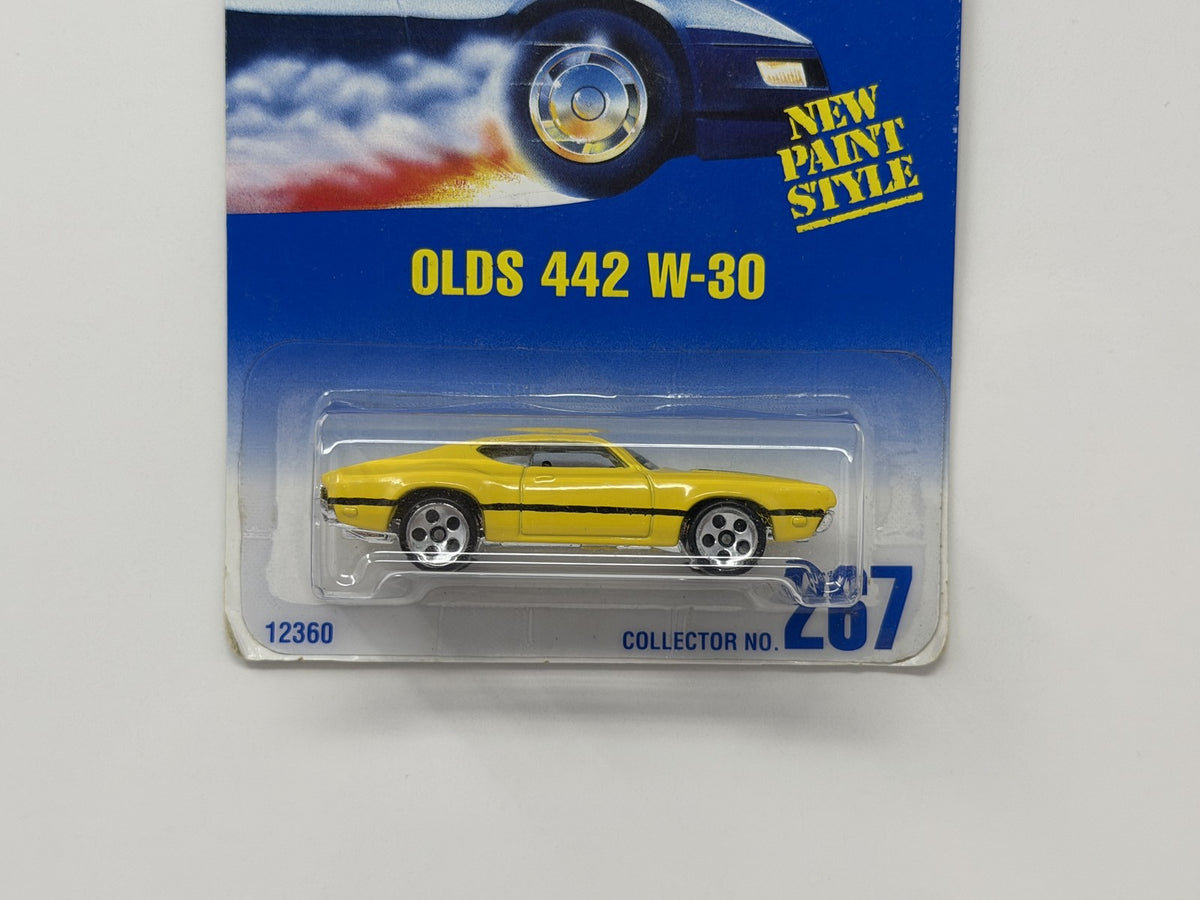 Hot Wheels Oldsmobile 442 W-30 New Paint Style 1:64 Diecast Yellow