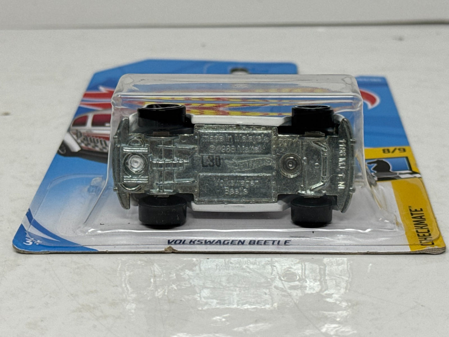 Hot Wheels Checkmate Volkswagen Beetle 1:64 Diecast
