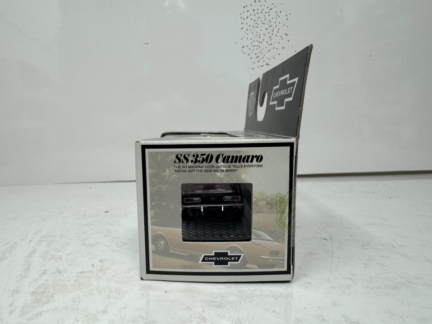 M2 Machines 1967 Chevrolet Camaro SS 350 1:64 Diecast