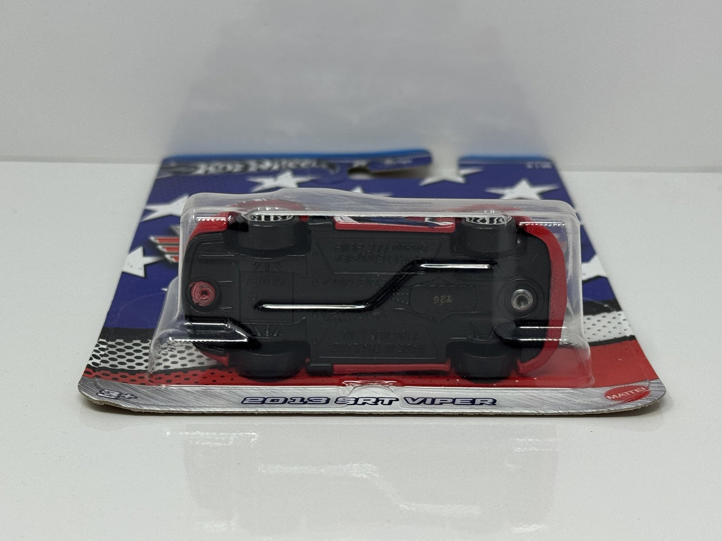 Hot Wheels Stars & Stripes 2013 SRT Viper 1:64 Diecast Red