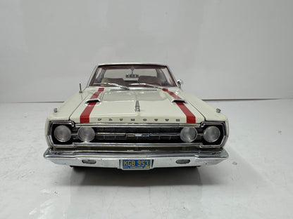Highway 61 1967 Plymouth GTX 1:18 Diecast