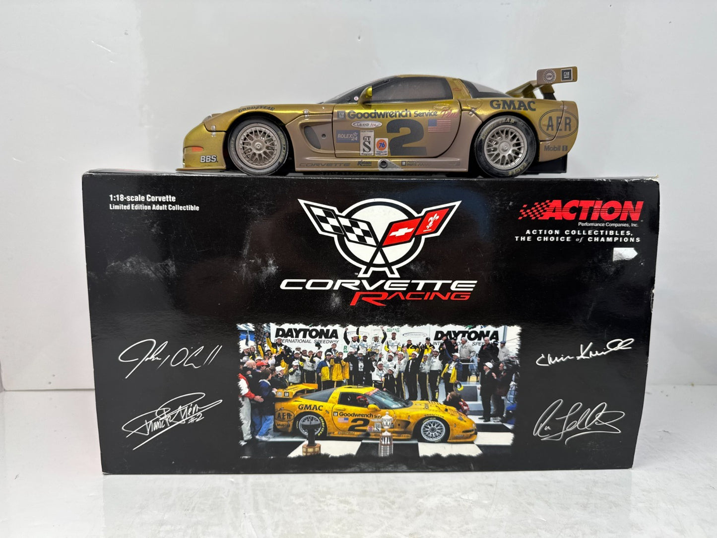 Action Racing #2 Ron Fellows GM 2001 Corvette C5R RACED VERSION 1:18 Diecast