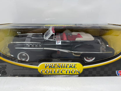 Motormax 1949 Buick Roadmaster Convertible Premiere Collection 1:18 Diecast