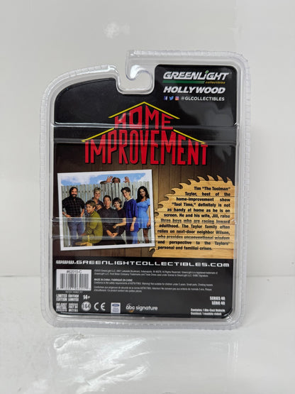 Greenlight Hollywood Home Improvement 1946 Ford Super De Luxe CHASE 1:64 Diecast