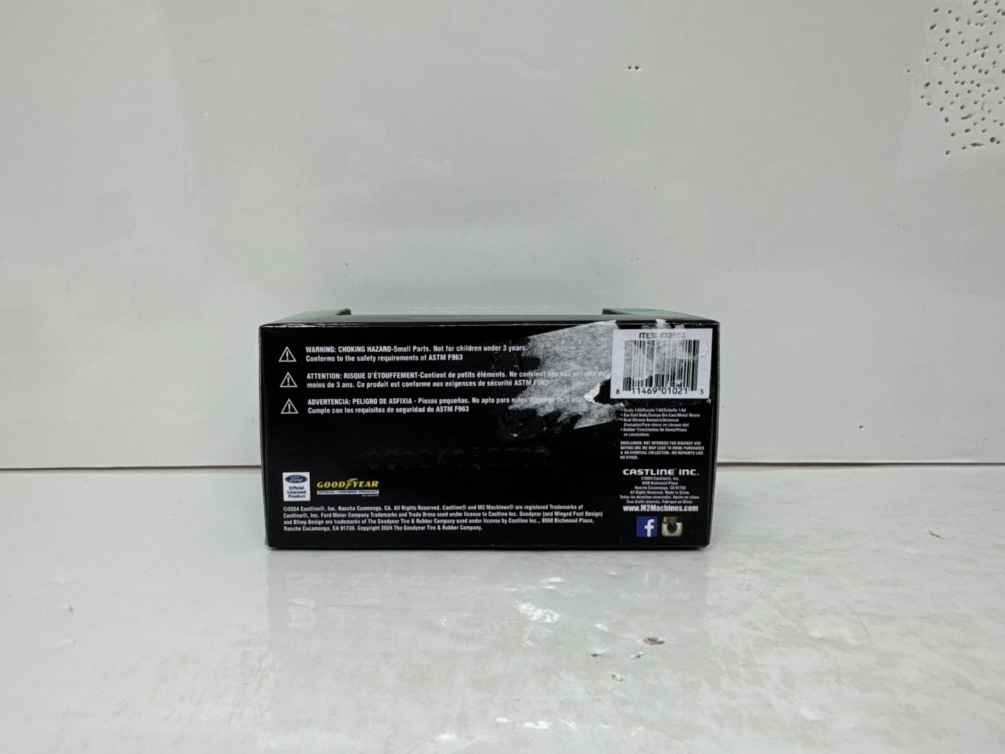 M2 Machines 1987 Ford Mustang GT Green 1:64 Diecast