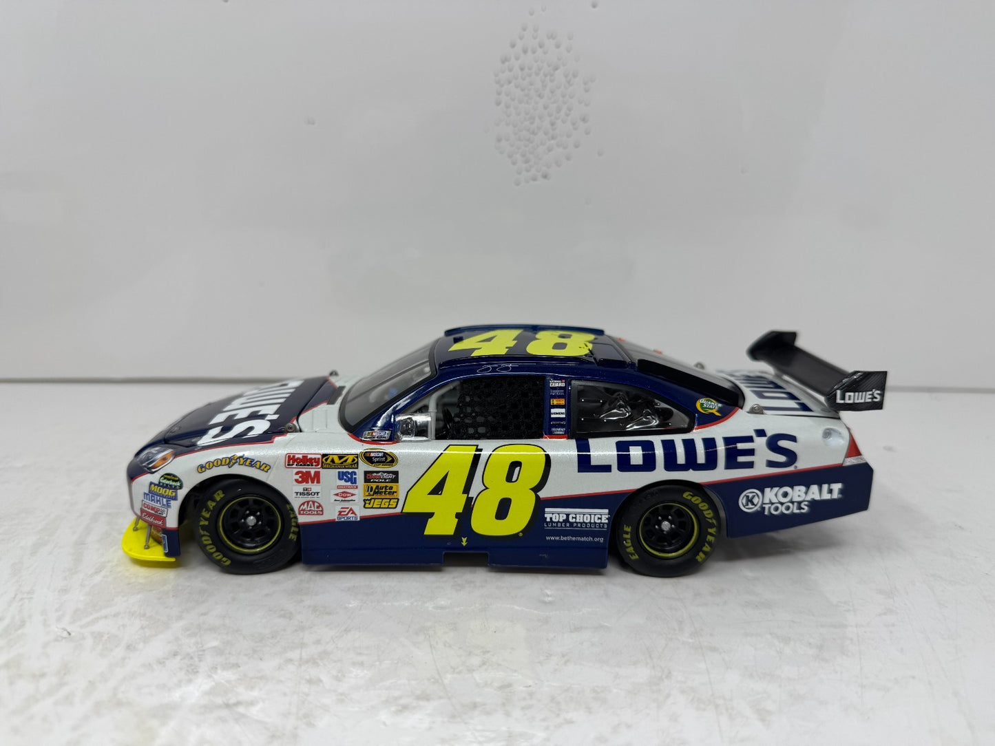 Action Nascar #48 Jimmie Johnson Lowe's 2010 Impala 1:24 Diecast