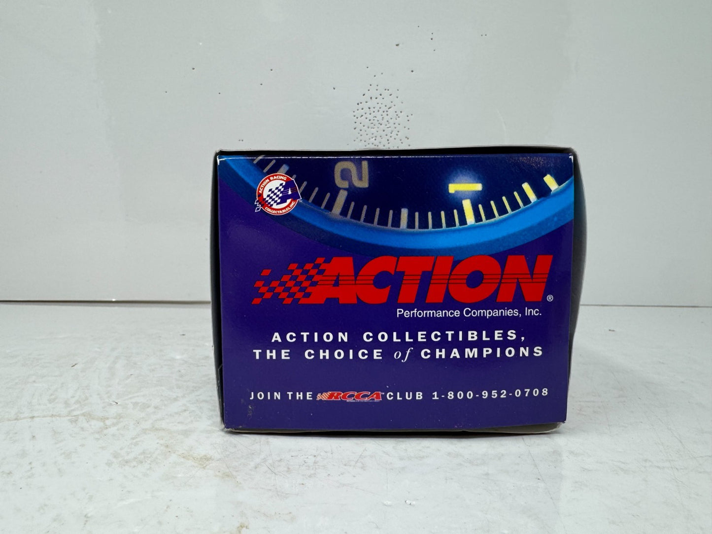 Action NASCAR #29 Kevin Harvick Service Plus 2001 Monte Carlo 1:24 Diecast