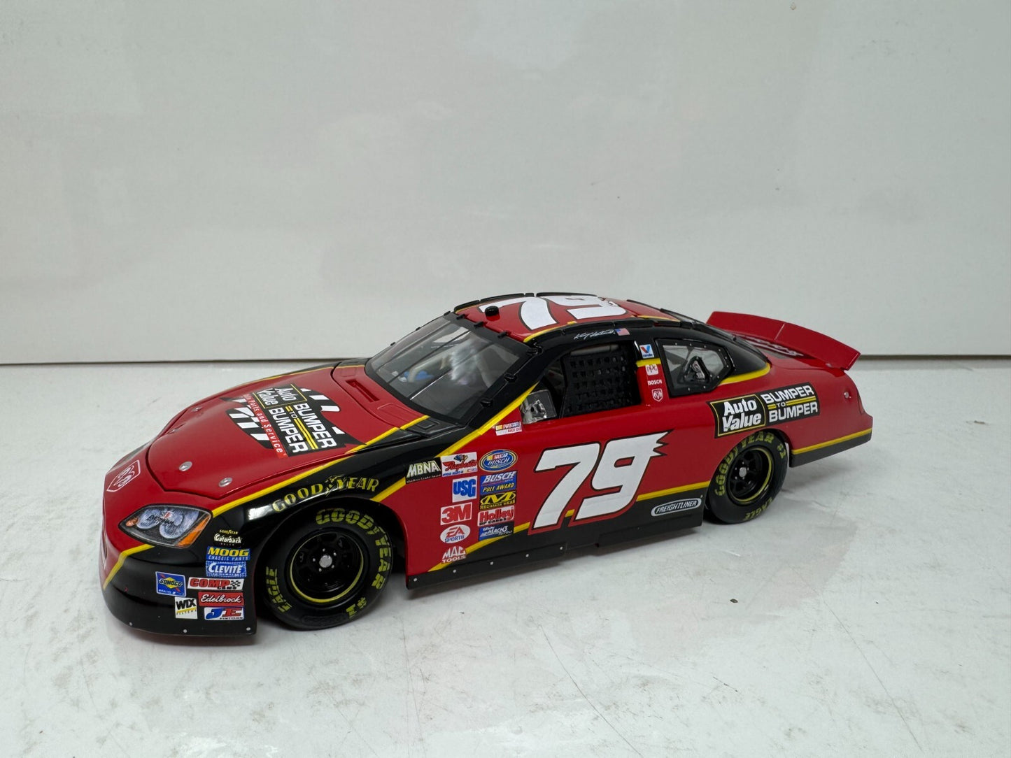 Action Nascar #79 Kasey Kahne AAPA Bumper to Bumper 2005 Charger 1:24 Diecast