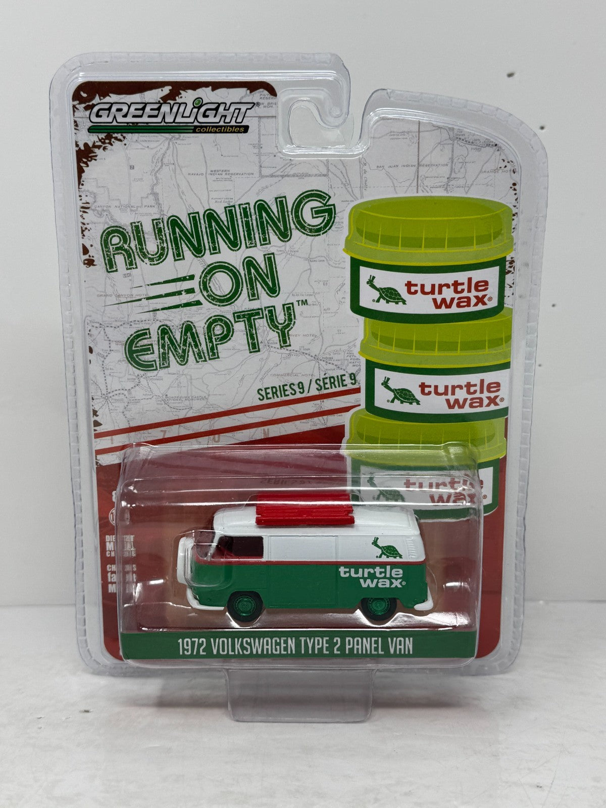 Greenlight Running on Empty 1972 Volkswagen Type 2 GREEN MACHINE 1:64 Diecast