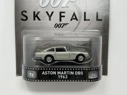 Hot Wheels Retro Entertainment James Bond 007 1963 Aston Martin DB5 1:64 Diecast