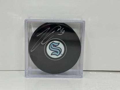 Jared McCann Seattle Kraken Signed NHL Autograph Puck Silver Auto