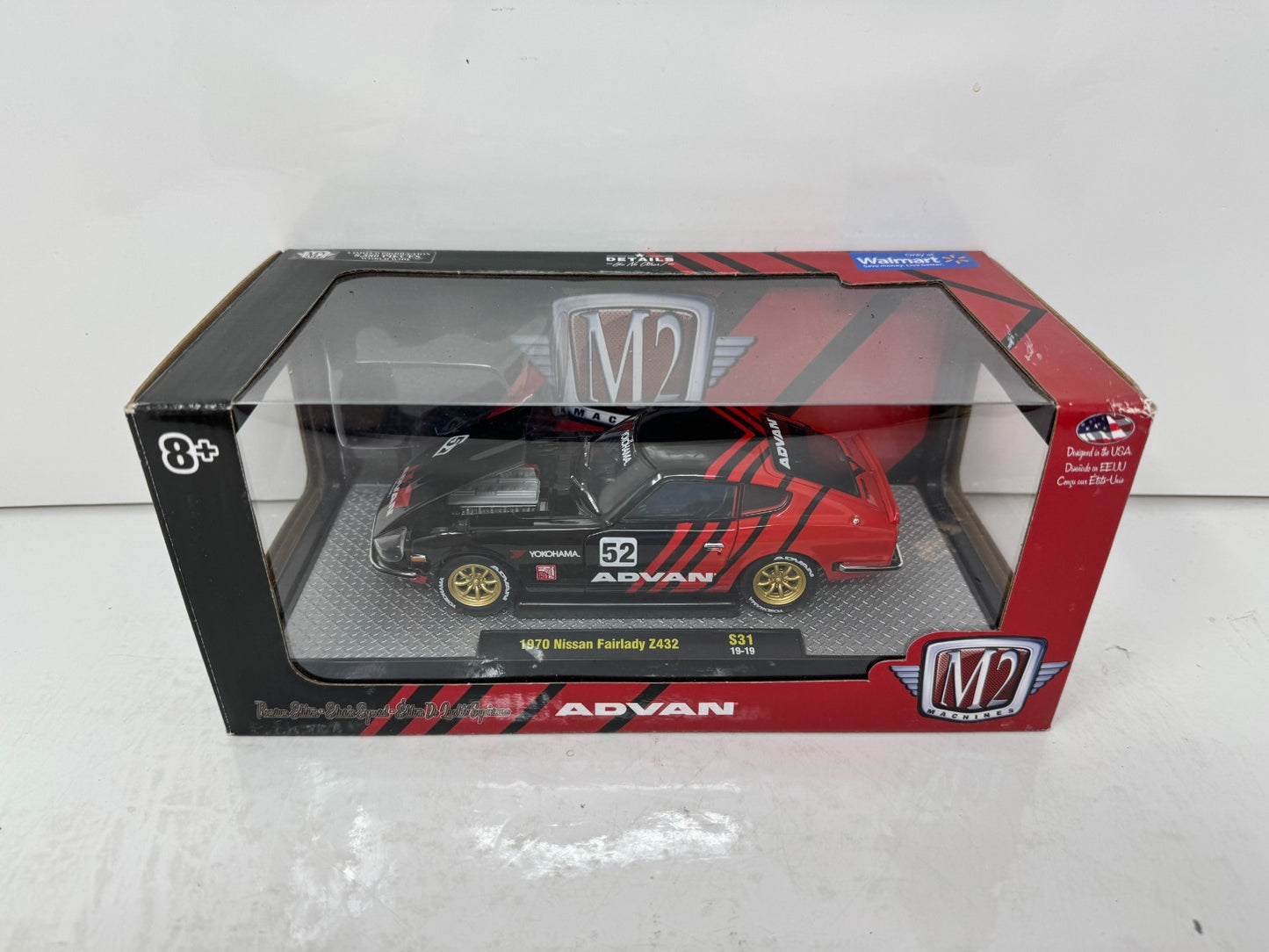 M2 Machines 1970 Nissan Fairlady Yokohama Advan 1:24 Diecast Limited Edition