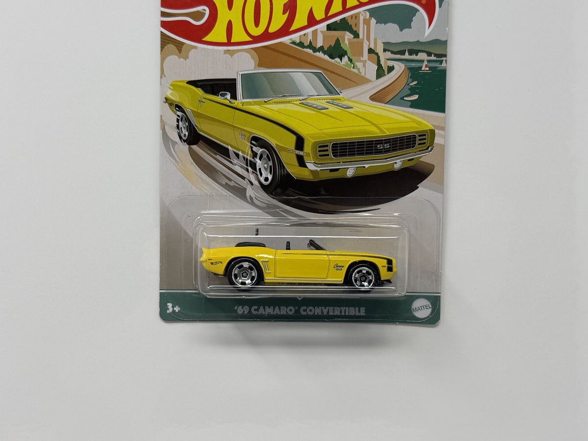 Hot Wheels Convertibles Series 1969 Chevrolet Camaro Convertible 1:64 Diecast