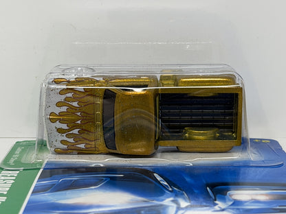 Hot Wheels Super Treasure Hunt Custom 1969 Chevy 1:64 Diecast Gold STH