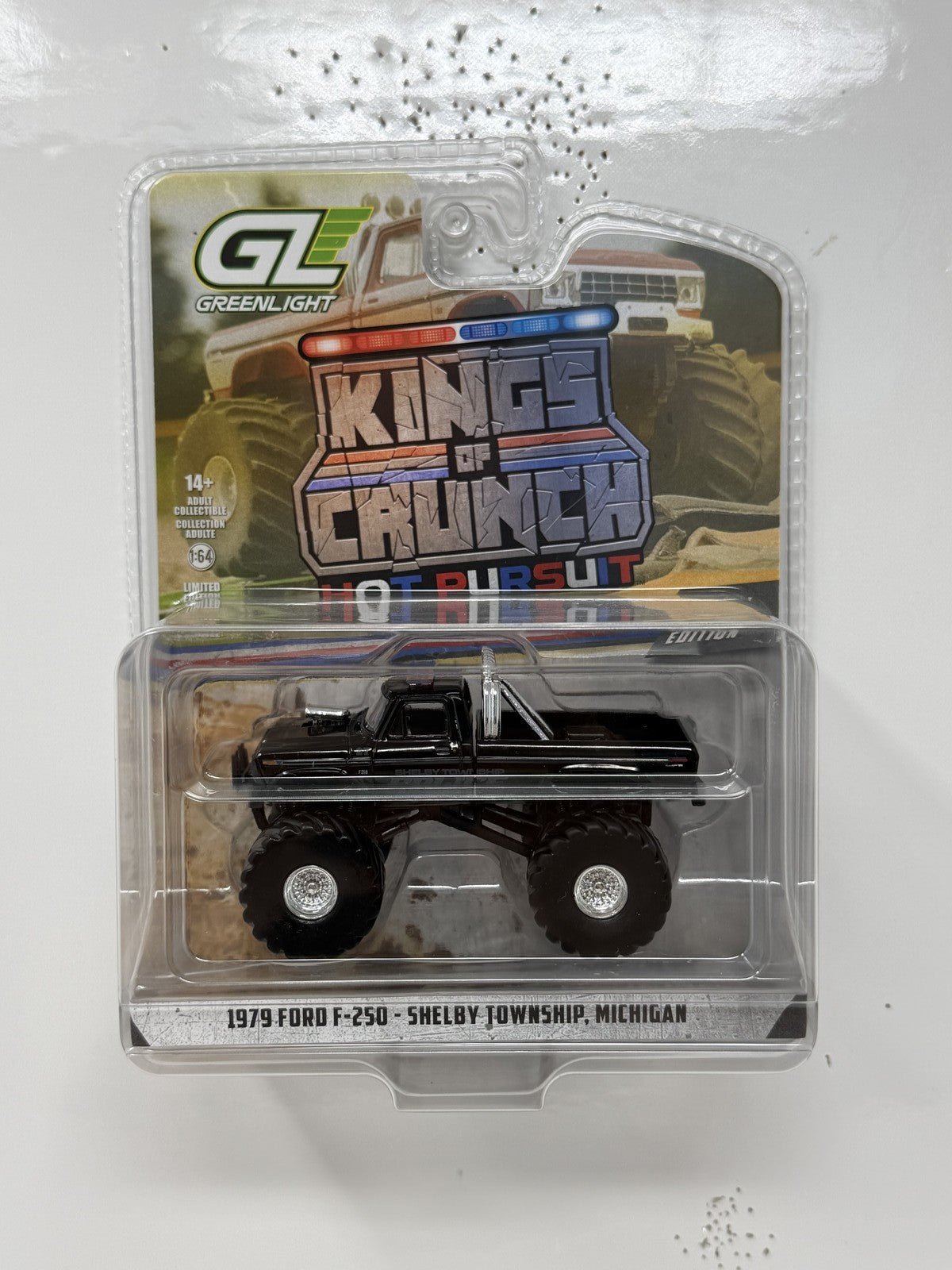 Greenlight Kings of Crunch Hot Pursuit 1979 Ford F-250 Michigan 1:64 Diecast