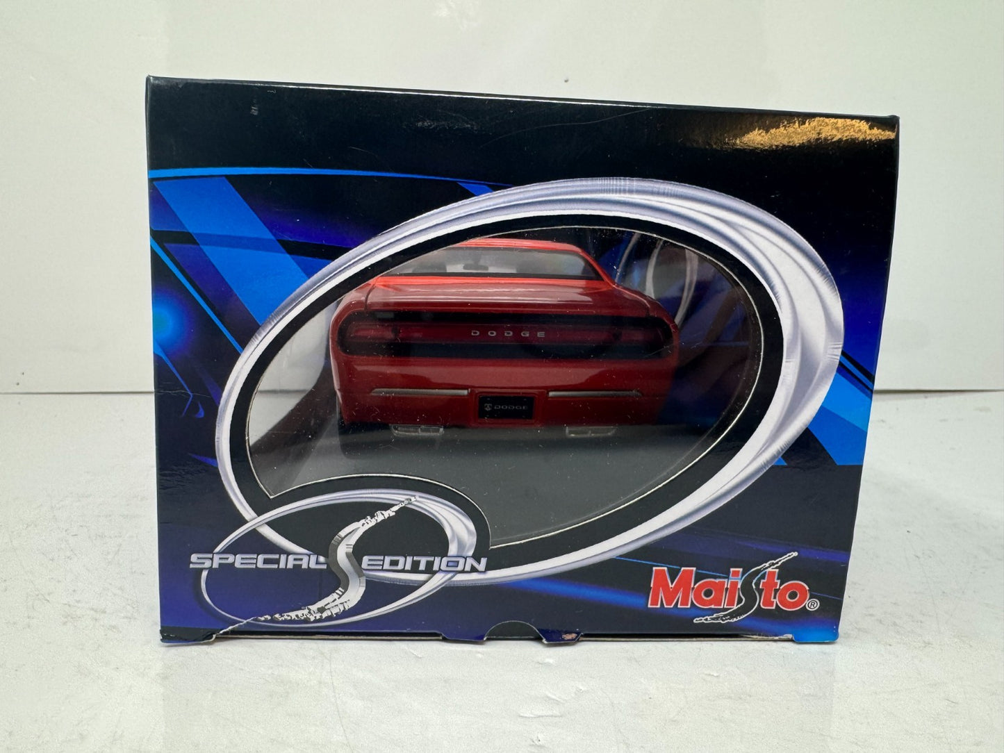 Maisto 2006 Dodge Challenger Concept 1:18 Diecast Special Edition